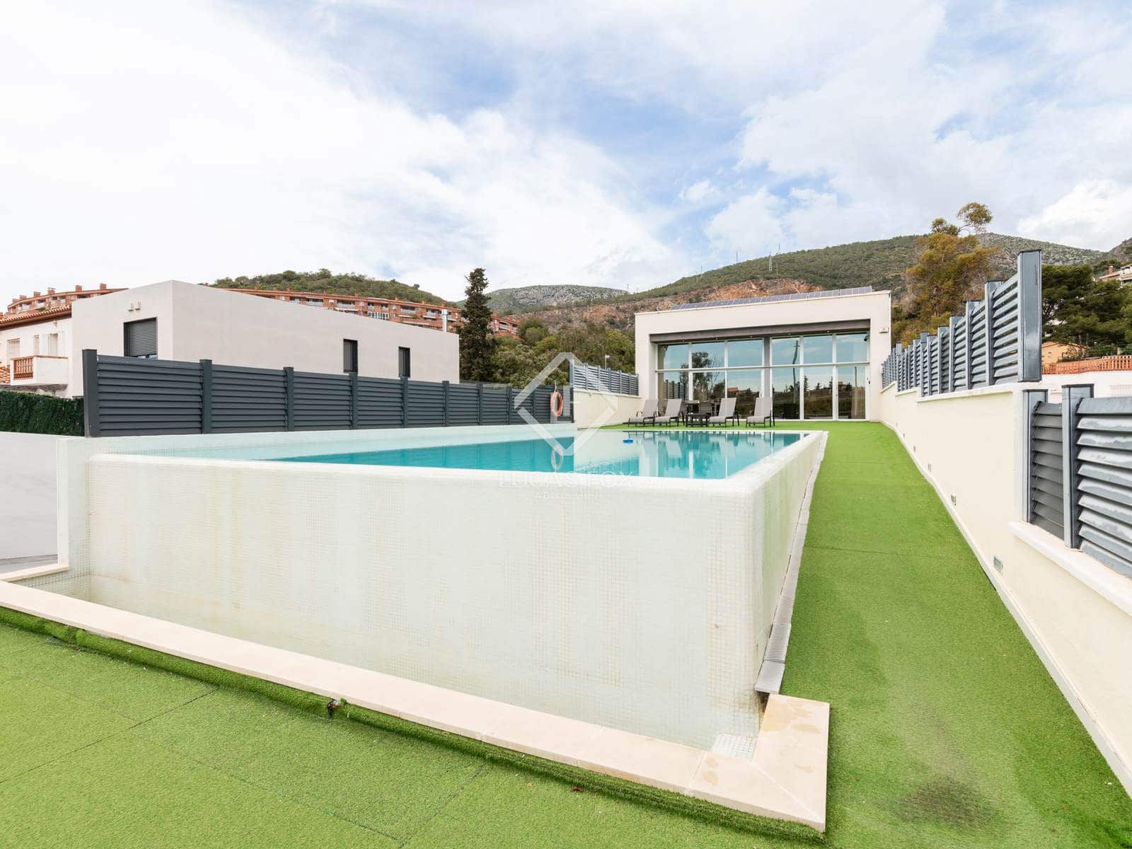7 soveværelse Villa til leje i Castelldefels med swimmingpool garage - € 8.950 (Ref: 8971726)