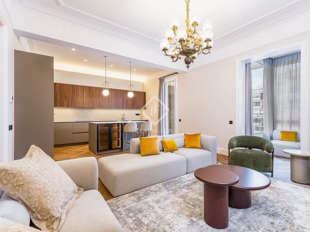 3 quarto Apartamento para venda em Barcelona cidade - 1 780 000 € (Ref: 8973947)