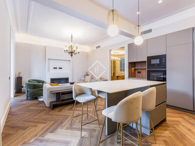 3 quarto Apartamento para venda em Barcelona cidade - 1 780 000 € (Ref: 8973947)