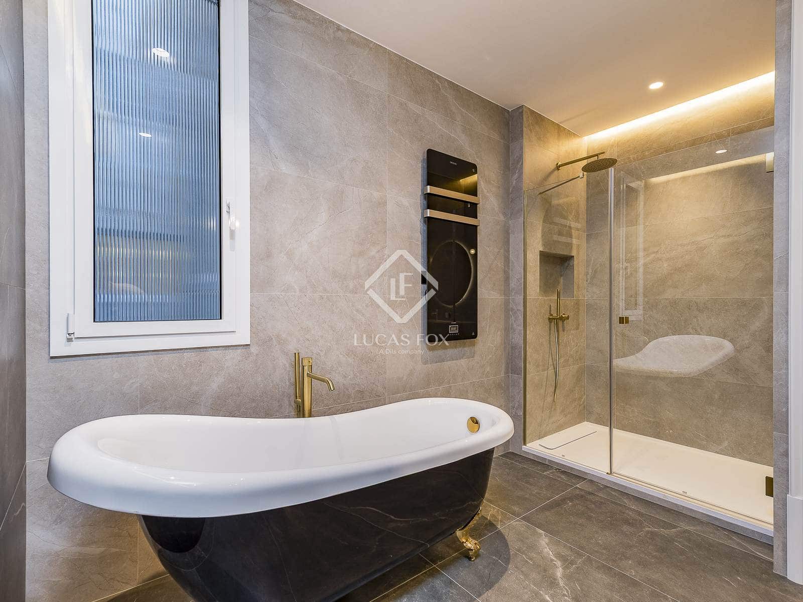 3 quarto Apartamento para venda em Barcelona cidade - 1 780 000 € (Ref: 8973947)