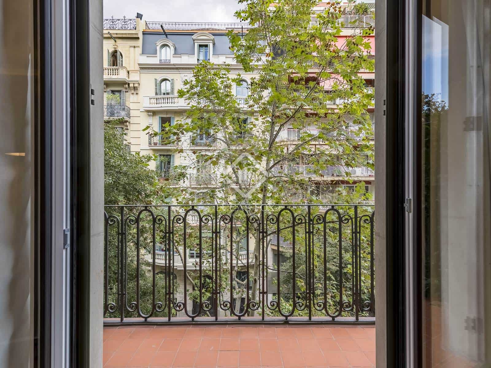 3 quarto Apartamento para venda em Barcelona cidade - 1 780 000 € (Ref: 8973947)