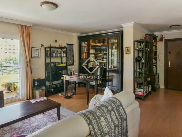 2 slaapkamer Appartement te koop in Málaga stad met garage - € 529.000 (Ref: 8977111)