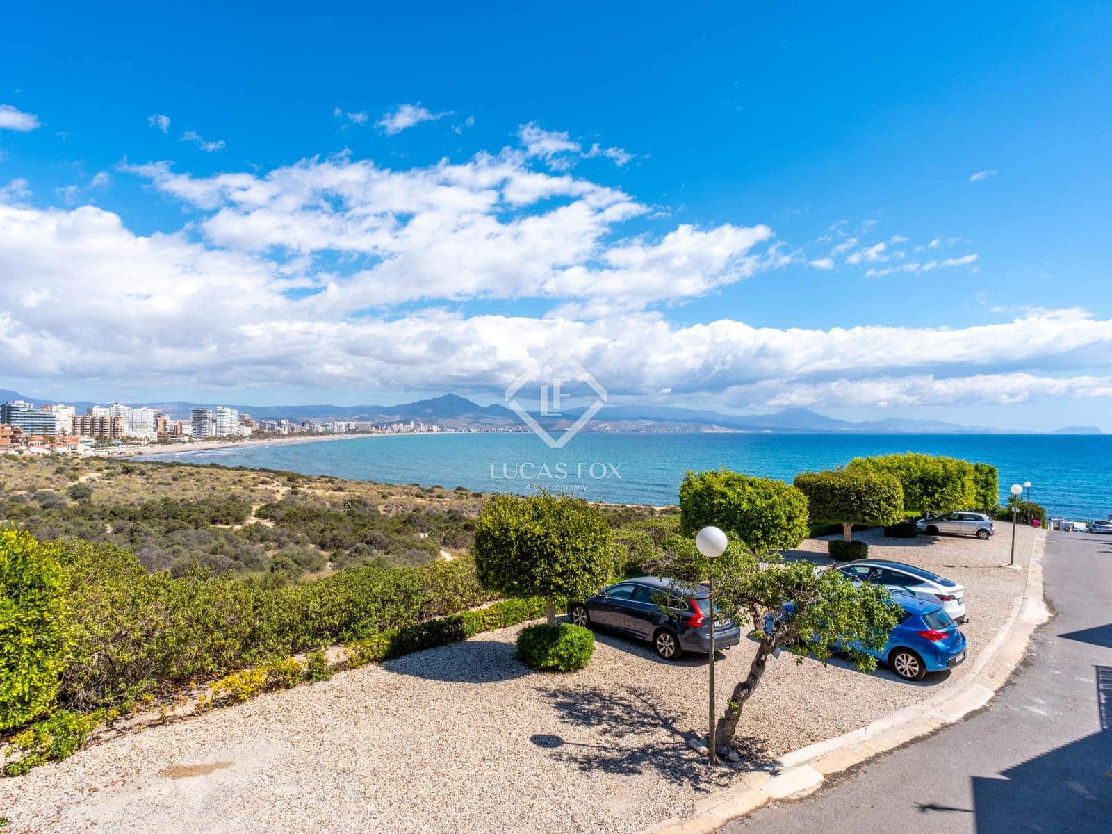 Chalet de 3 habitaciones en Alicante / Alacant ciudad en venta - 1.350.000 € (Ref: 8977684)