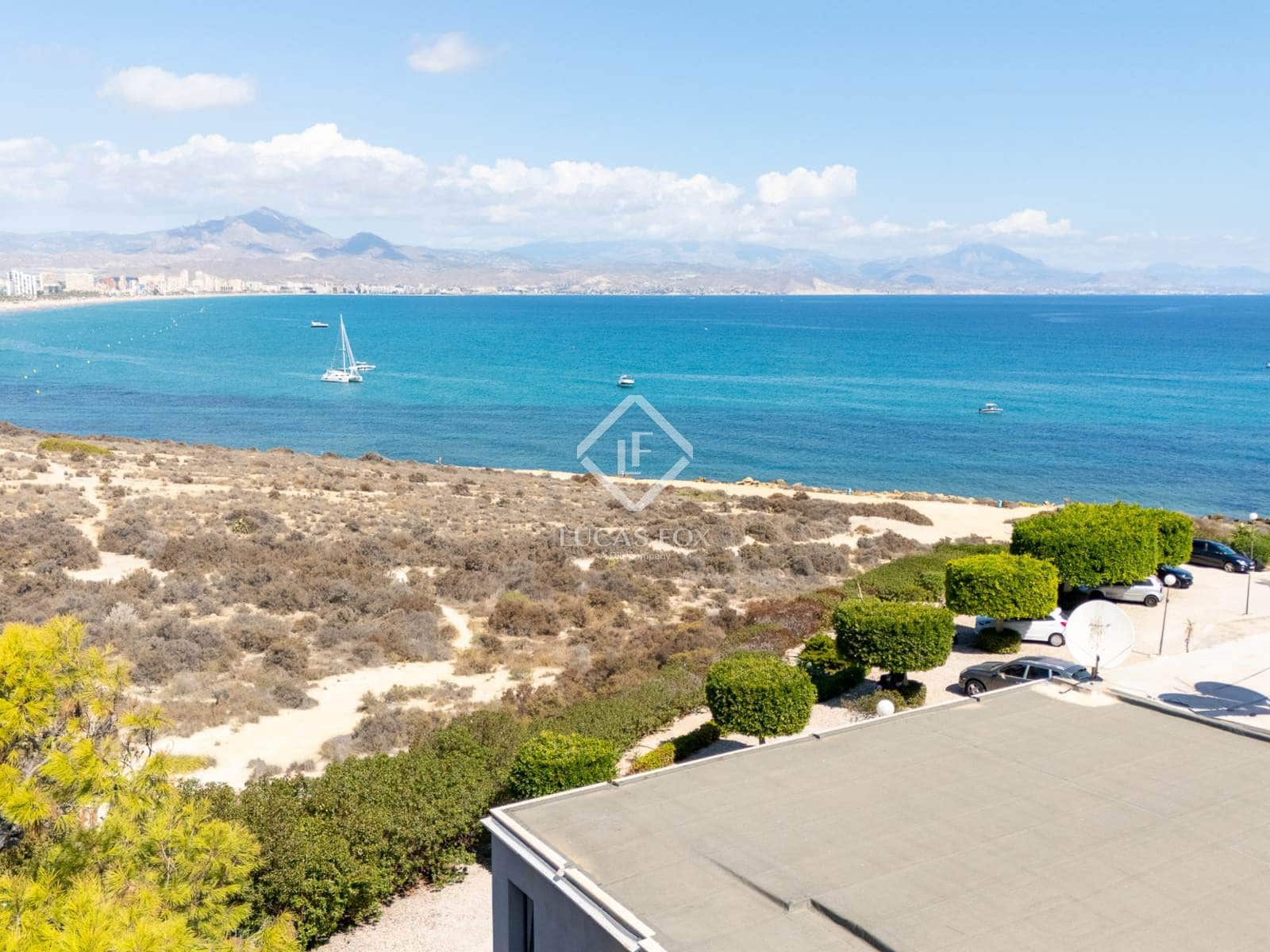 Chalet de 3 habitaciones en Alicante / Alacant ciudad en venta - 1.350.000 € (Ref: 8977684)