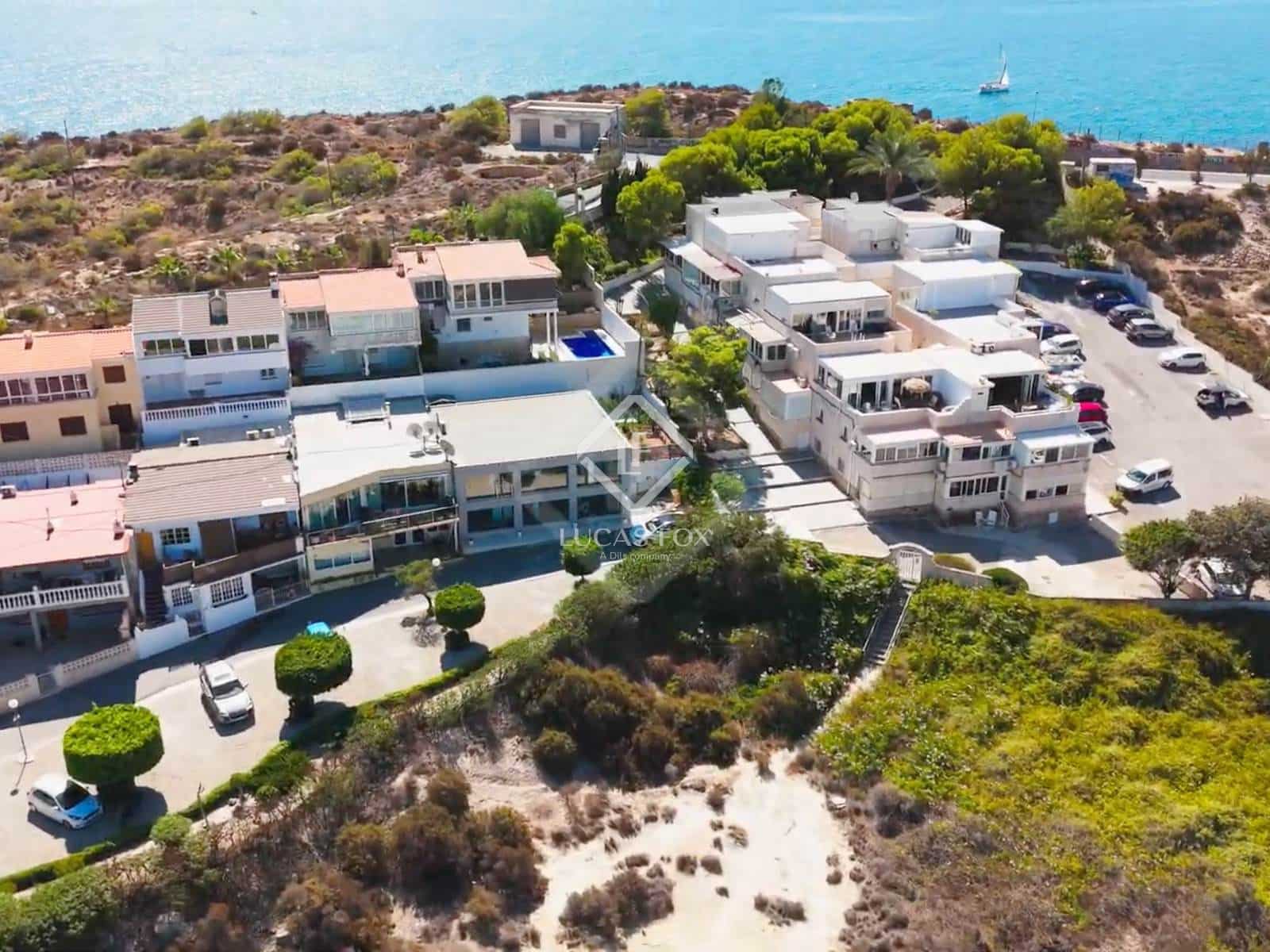 Chalet de 3 habitaciones en Alicante / Alacant ciudad en venta - 1.350.000 € (Ref: 8977684)