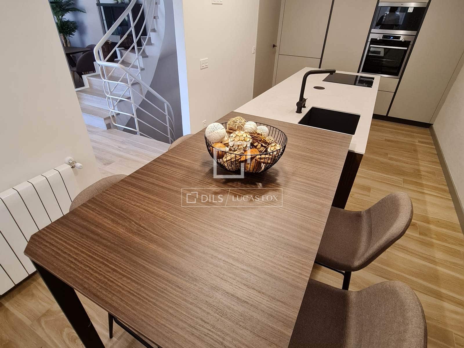 5 makuuhuone Huvila vuokrattavana paikassa Betera mukana uima-altaan 
autotalli - 4 000 € (Ref: 8981412)