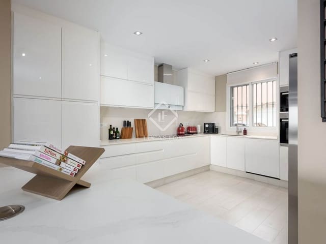 2 quarto Apartamento para venda em Benahavís com piscina garagem - 740 000 € (Ref: 8981413)