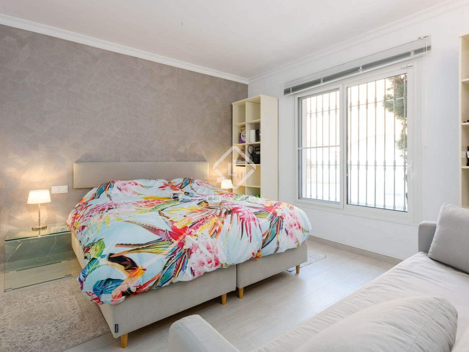 2 bedroom Apartment for sale in Benahavis with pool garage - € 740,000 (Ref: 8981413)
