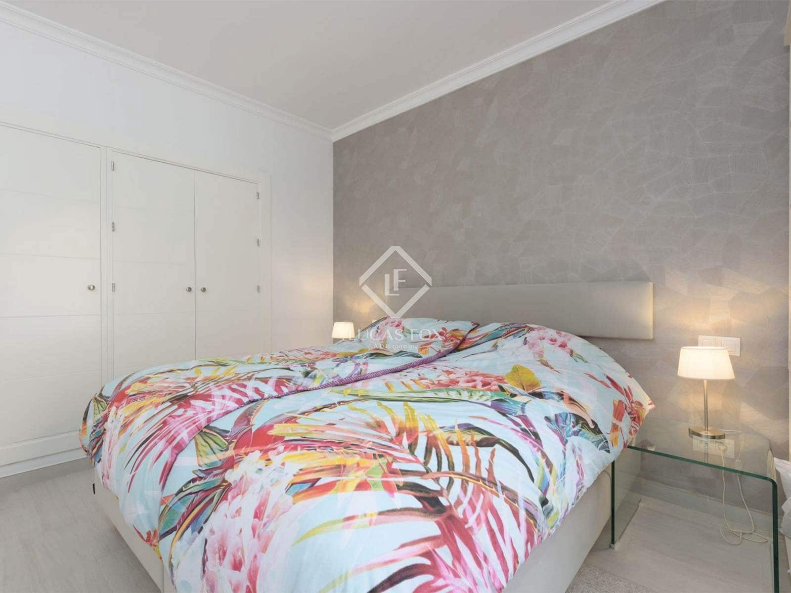 2 bedroom Apartment for sale in Benahavis with pool garage - € 740,000 (Ref: 8981413)