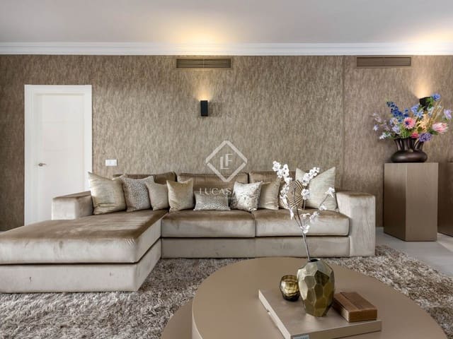 2 quarto Apartamento para venda em Benahavís com piscina garagem - 740 000 € (Ref: 8981413)