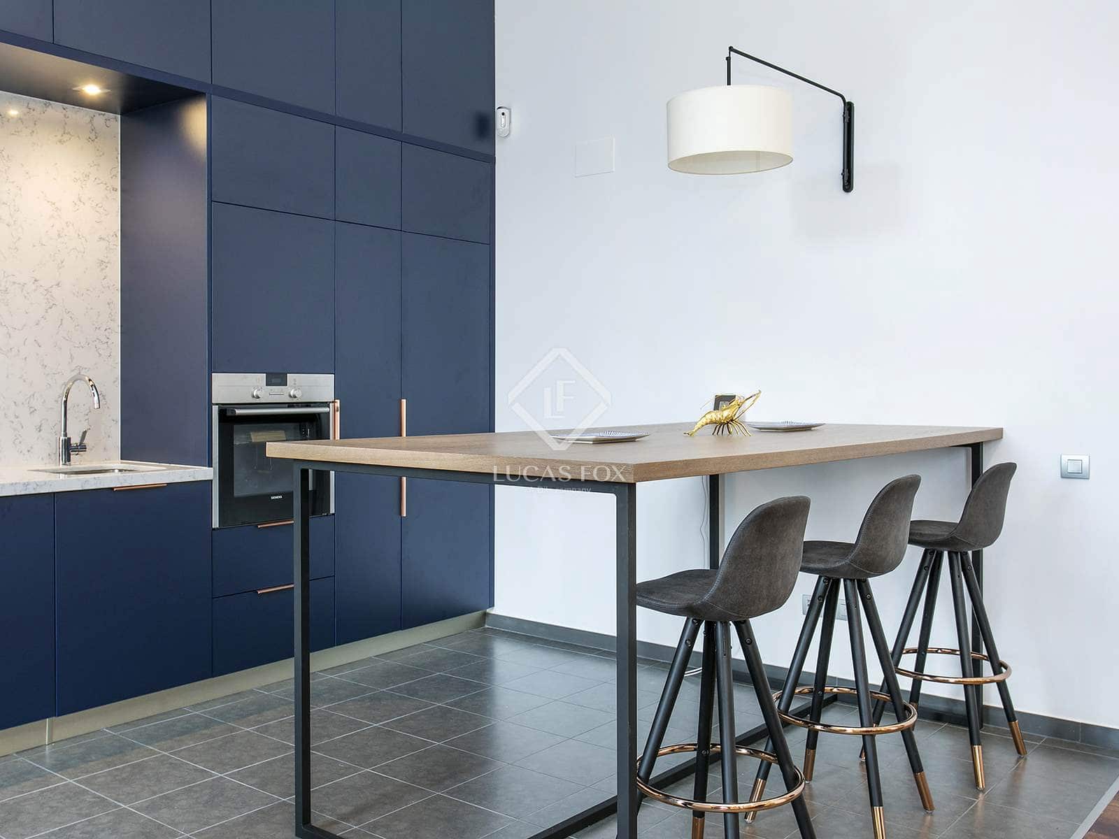 3 bedroom Apartment for sale in Barcelona city with pool - € 990,000 (Ref: 8981415)