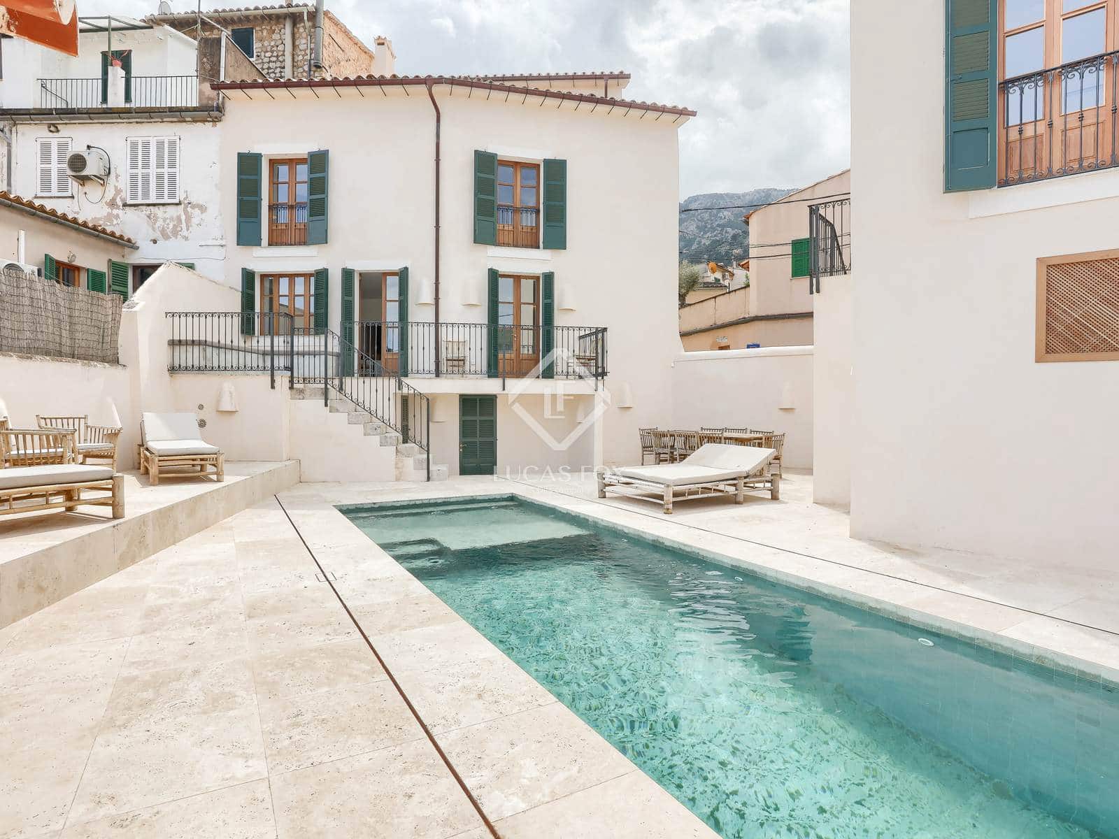 6 soveværelse Villa til salg i Soller med swimmingpool garage - € 2.995.000 (Ref: 8981420)