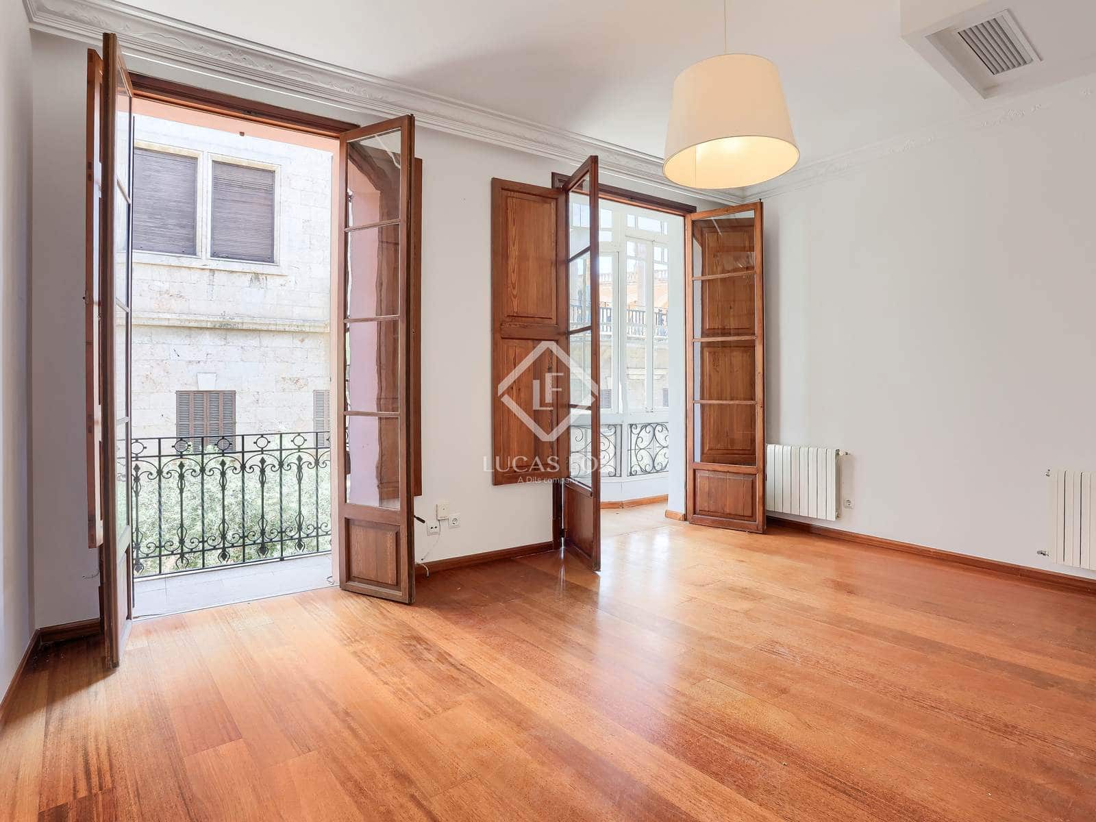 3 soverom Leilighet til salgs i Palma de Mallorca med garasje - € 1 875 000 (Ref: 8981689)