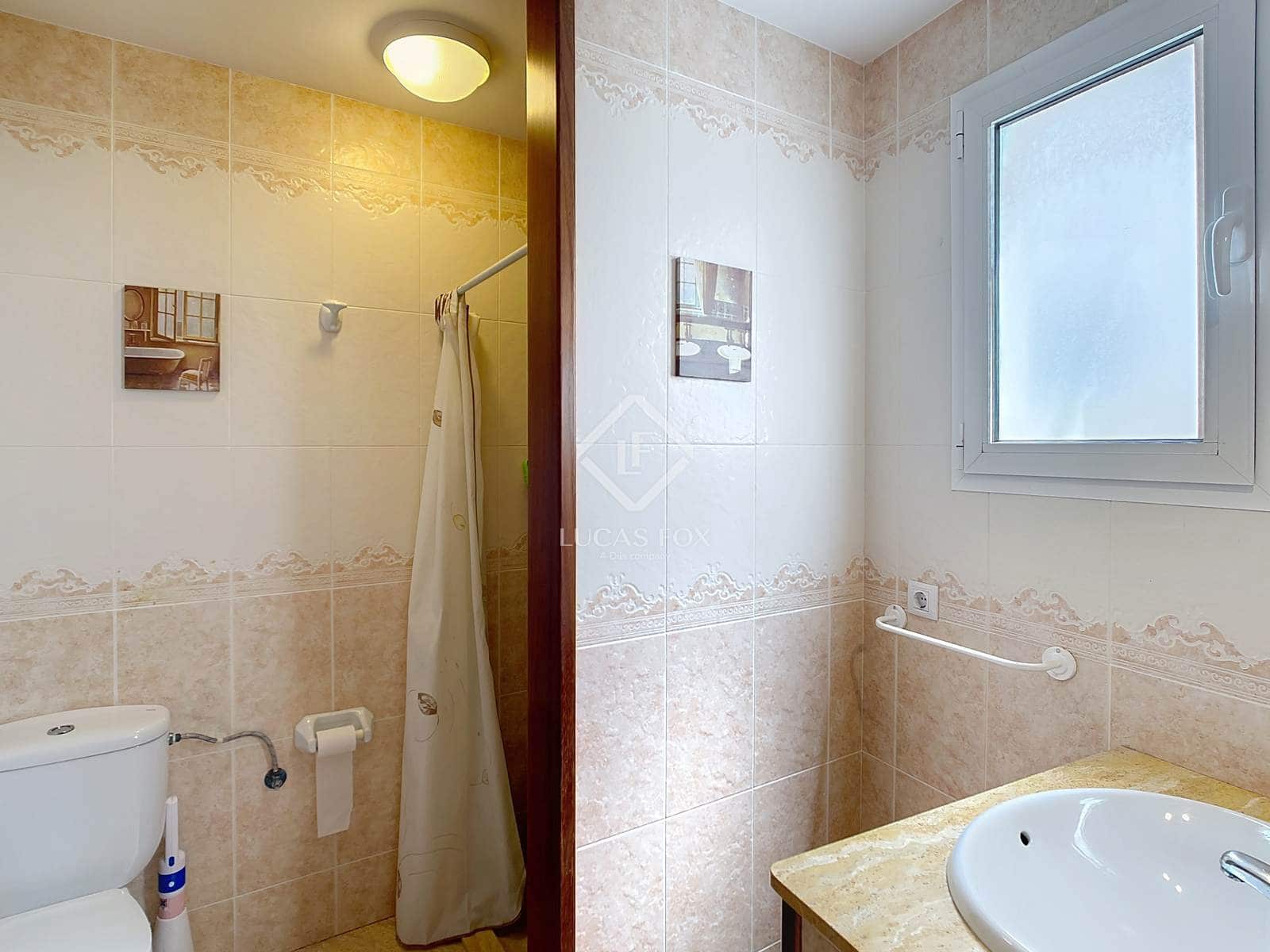 3 bedroom Penthouse for sale in Ciutadella de Menorca with garage - € 450,000 (Ref: 8981690)