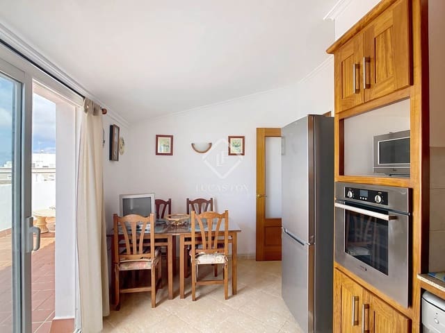 3 soveværelse Penthouse til salg i Ciutadella de Menorca med garage - € 450.000 (Ref: 8981690)