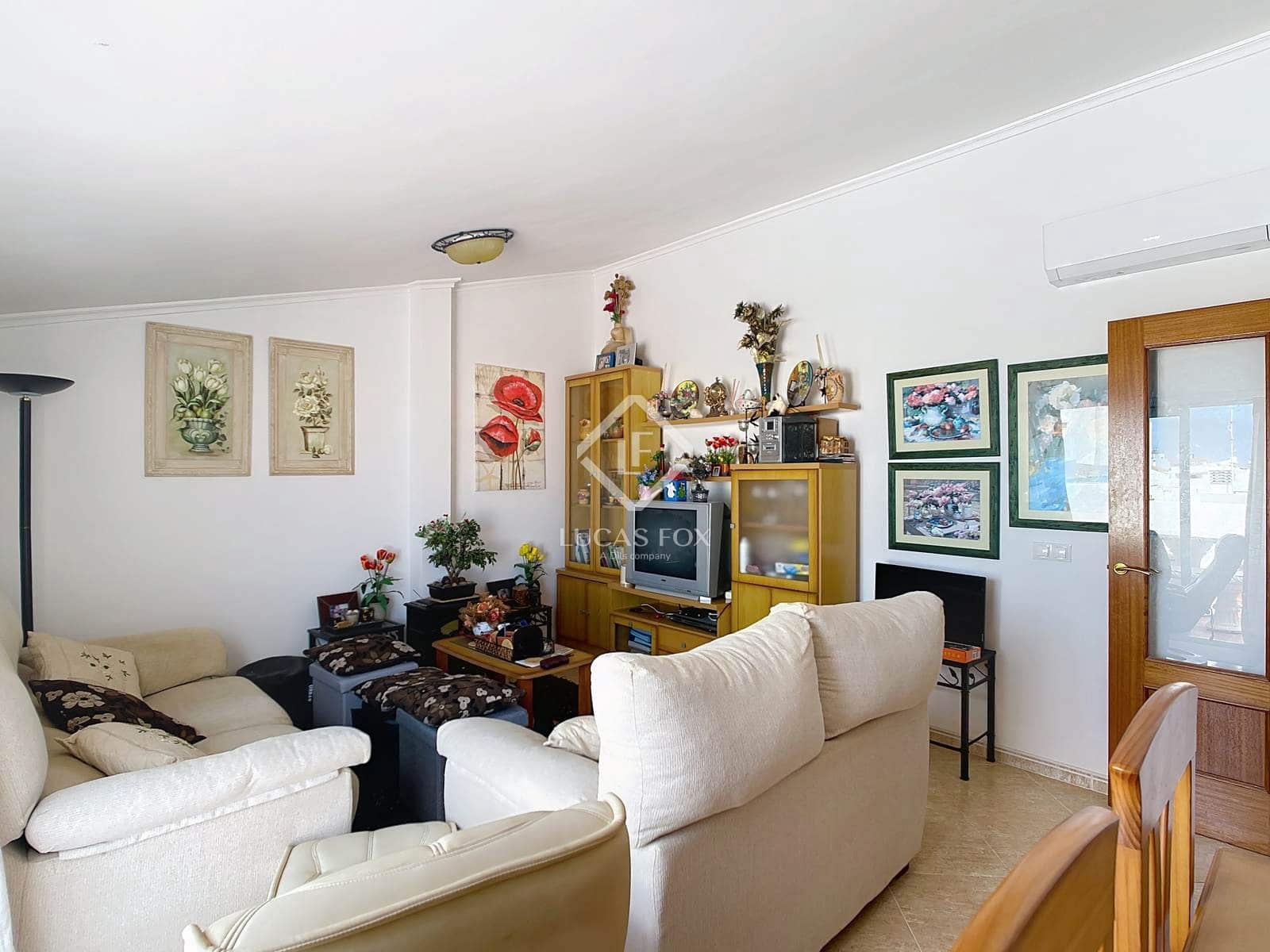 3 bedroom Penthouse for sale in Ciutadella de Menorca with garage - € 450,000 (Ref: 8981690)