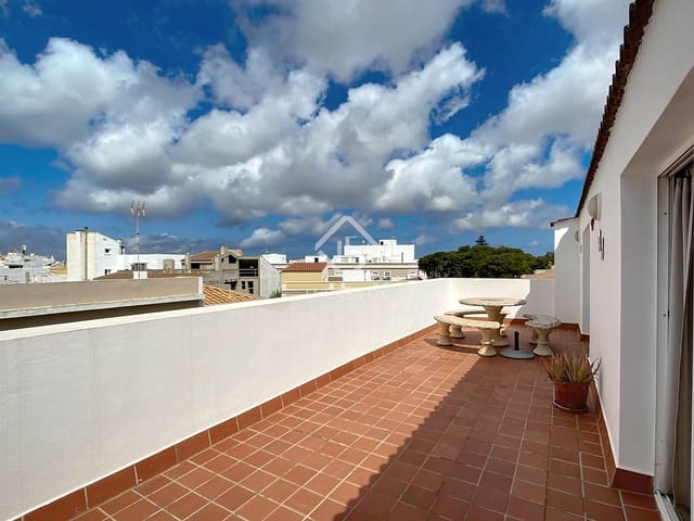 3 soveværelse Penthouse til salg i Ciutadella de Menorca med garage - € 450.000 (Ref: 8981690)