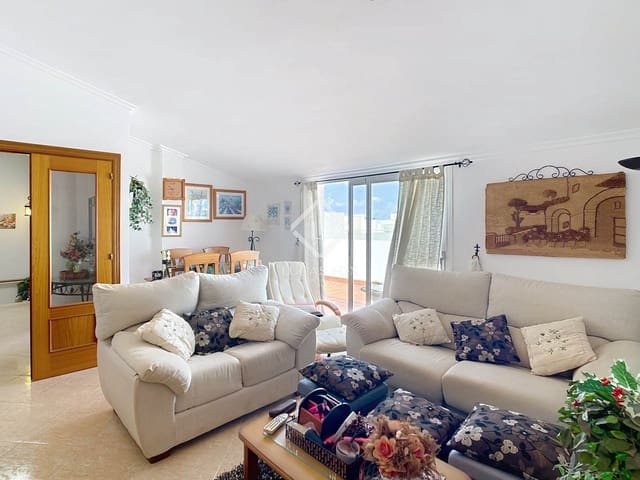 3 soveværelse Penthouse til salg i Ciutadella de Menorca med garage - € 450.000 (Ref: 8981690)