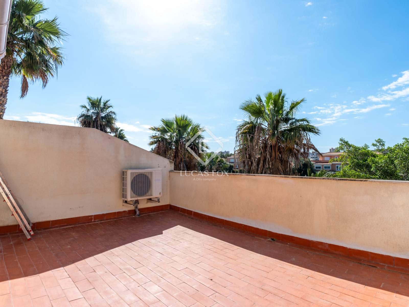 5 slaapkamer Villa te koop in Alicante stad met zwembad garage - € 774.800 (Ref: 8981789)