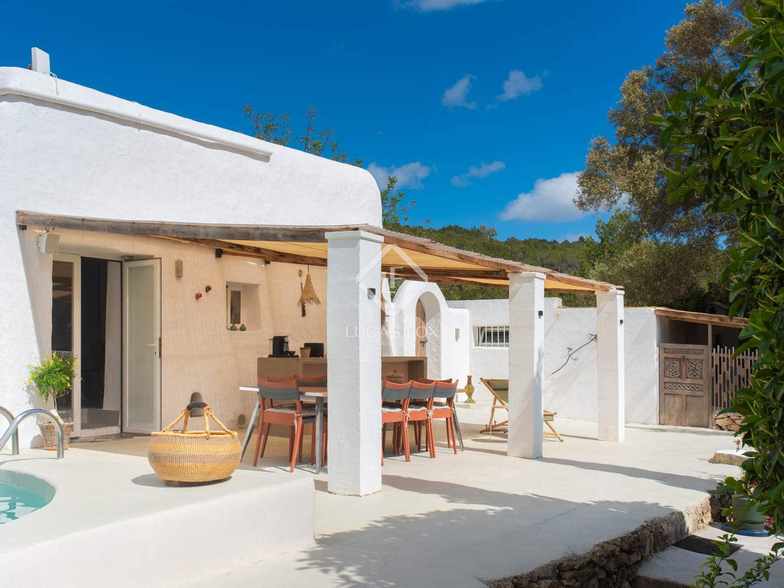 5 soveværelse Villa til salg i Sant Antoni de Portmany med swimmingpool - € 2.950.000 (Ref: 8981790)