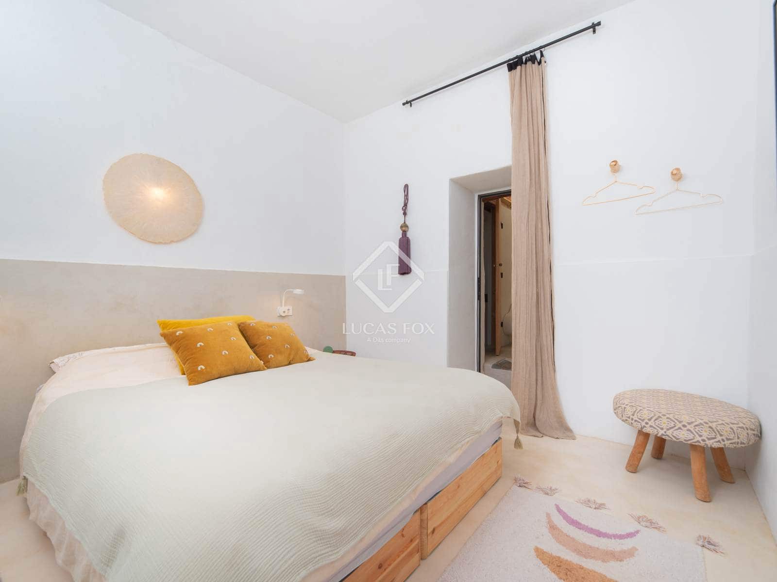 5 soveværelse Villa til salg i Sant Antoni de Portmany med swimmingpool - € 2.950.000 (Ref: 8981790)