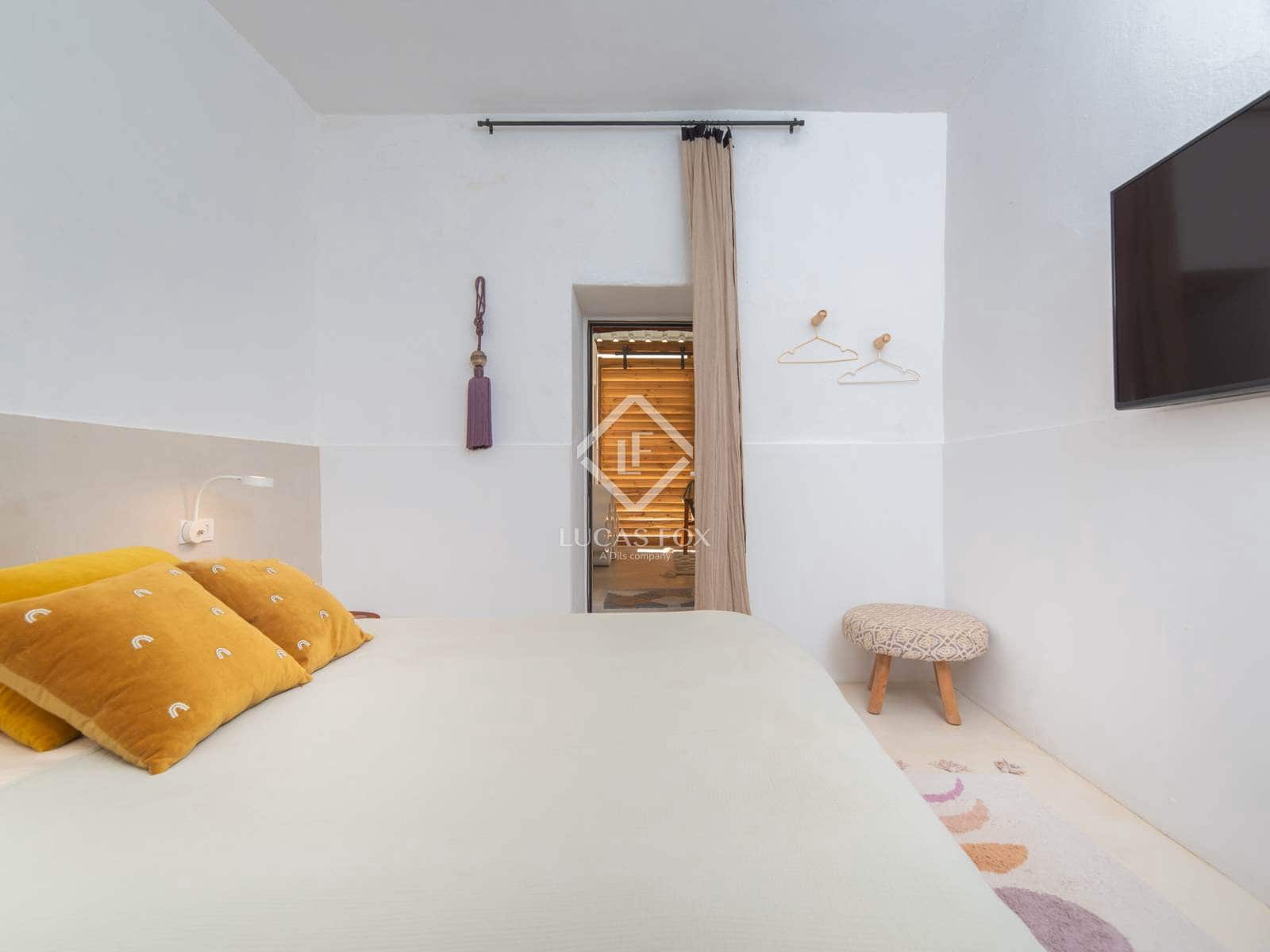 5 soveværelse Villa til salg i Sant Antoni de Portmany med swimmingpool - € 2.950.000 (Ref: 8981790)