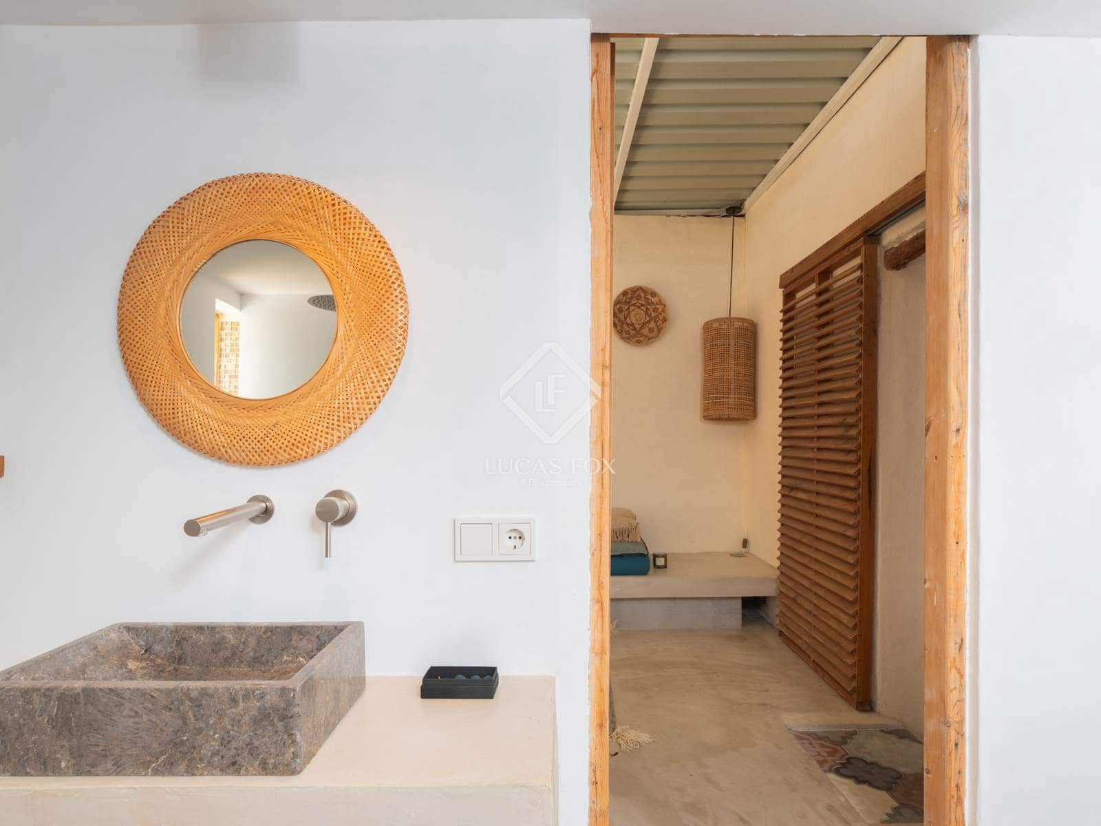 5 soveværelse Villa til salg i Sant Antoni de Portmany med swimmingpool - € 2.950.000 (Ref: 8981790)