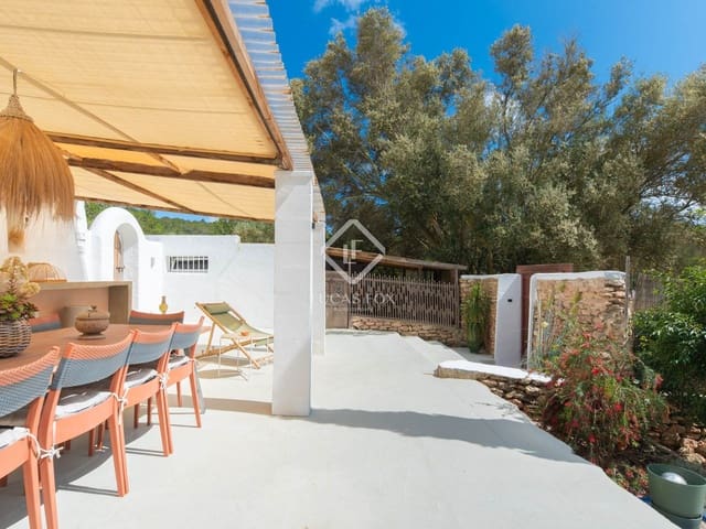 5 soveværelse Villa til salg i Sant Antoni de Portmany med swimmingpool - € 2.950.000 (Ref: 8981790)