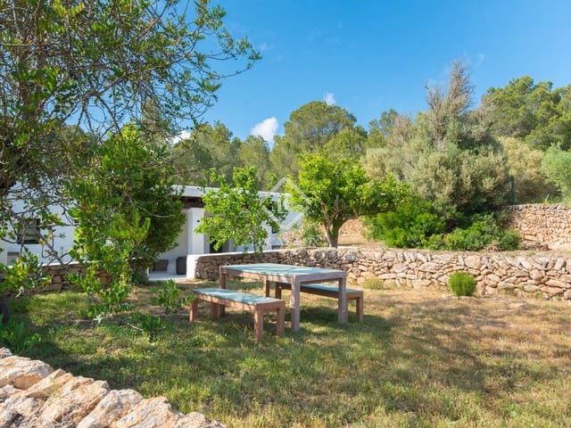 5 soveværelse Villa til salg i Sant Antoni de Portmany med swimmingpool - € 2.950.000 (Ref: 8981790)