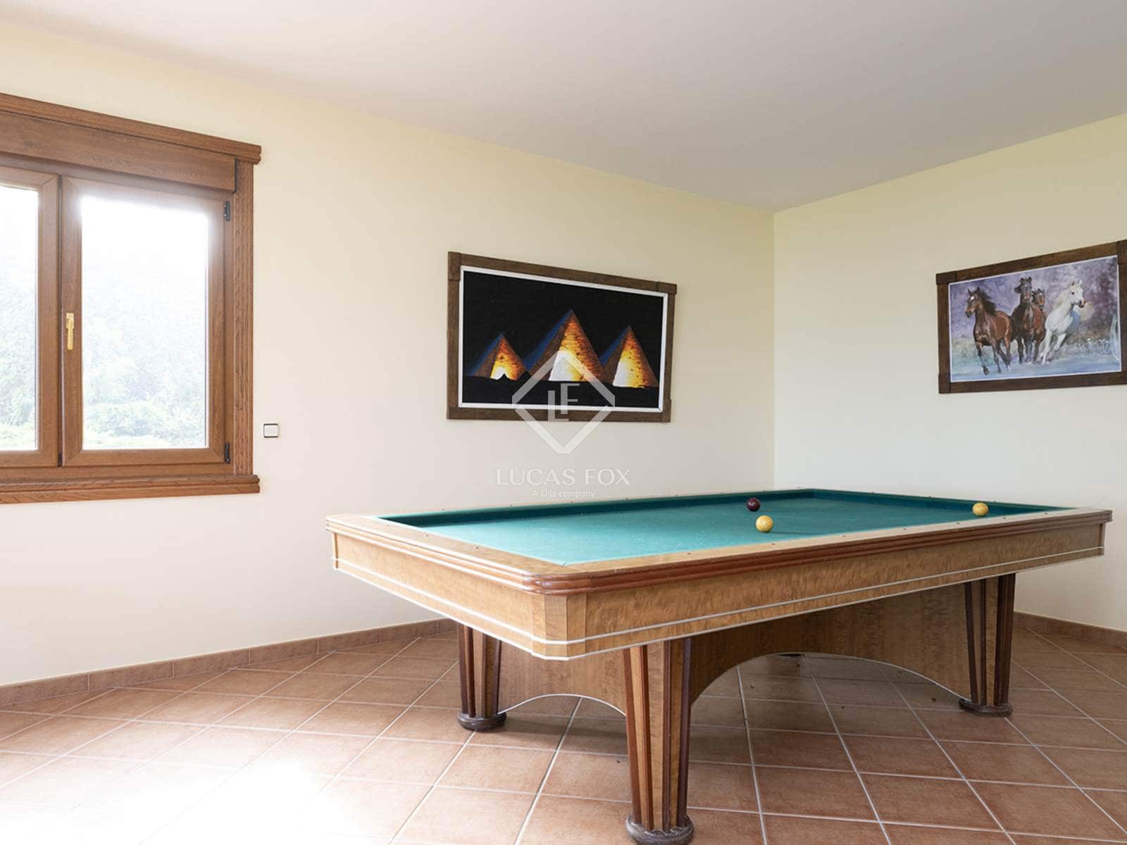 6 bedroom Villa for sale in Bueu with pool garage - € 1,500,000 (Ref: 8981793)