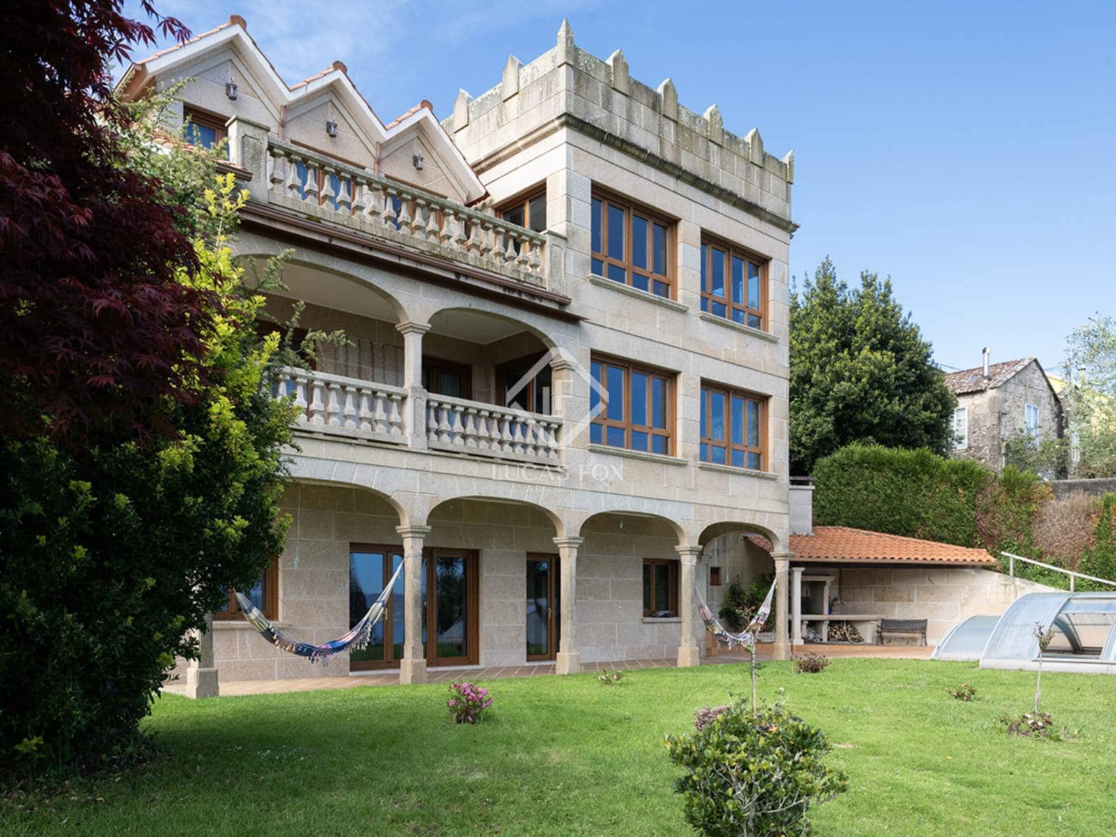 6 bedroom Villa for sale in Bueu with pool garage - € 1,500,000 (Ref: 8981793)