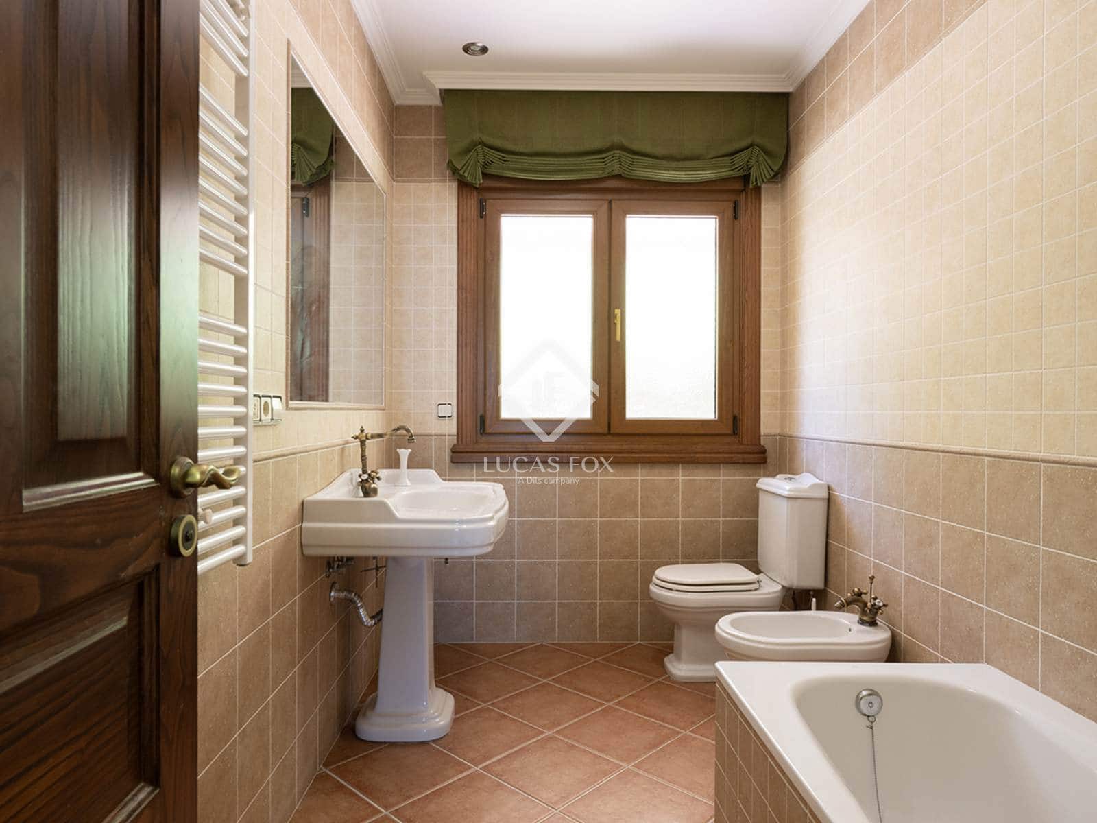 6 bedroom Villa for sale in Bueu with pool garage - € 1,500,000 (Ref: 8981793)