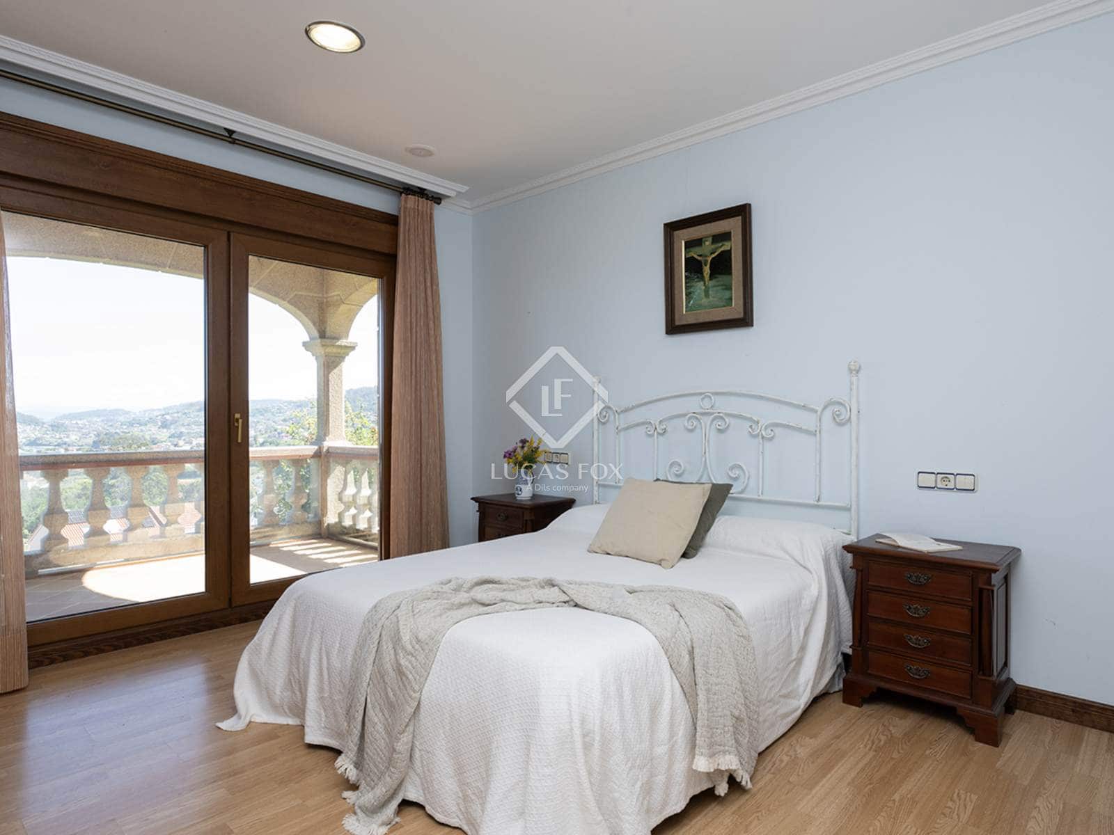 6 bedroom Villa for sale in Bueu with pool garage - € 1,500,000 (Ref: 8981793)