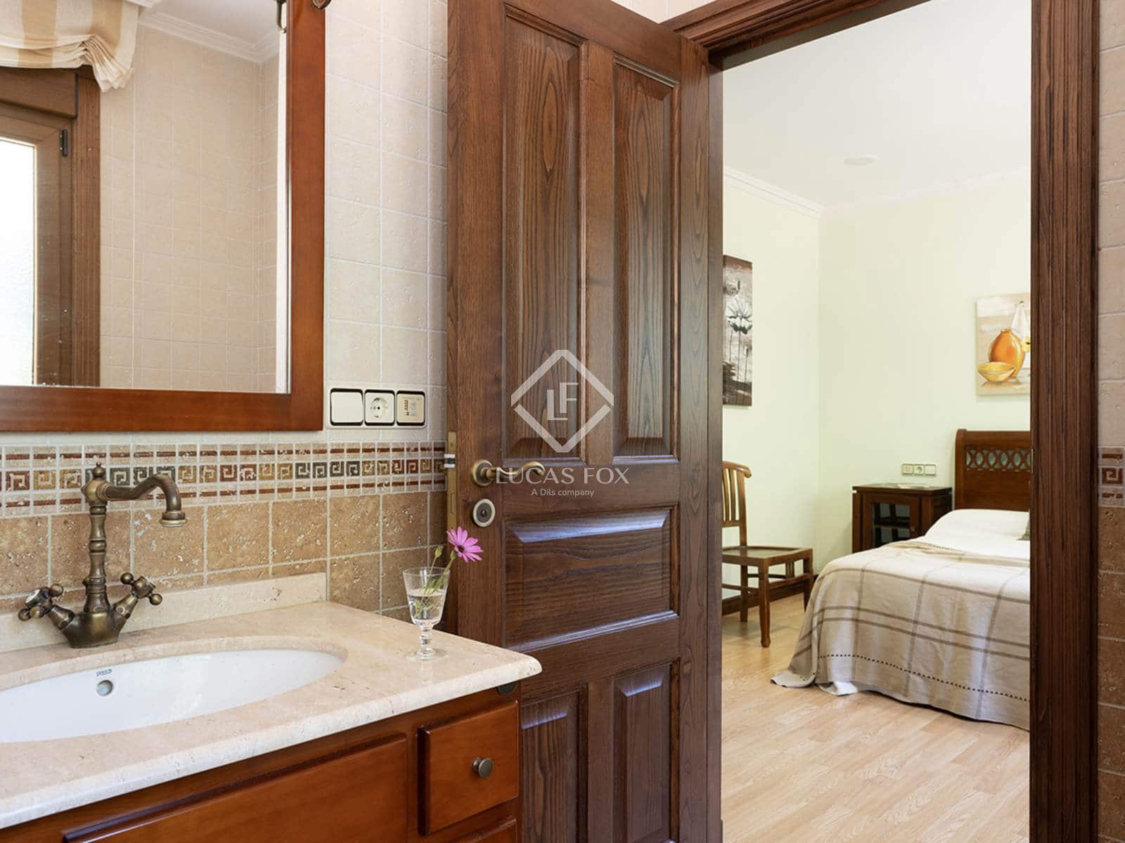 6 bedroom Villa for sale in Bueu with pool garage - € 1,500,000 (Ref: 8981793)