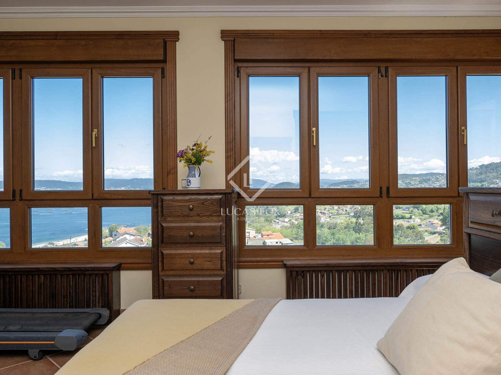 6 bedroom Villa for sale in Bueu with pool garage - € 1,500,000 (Ref: 8981793)