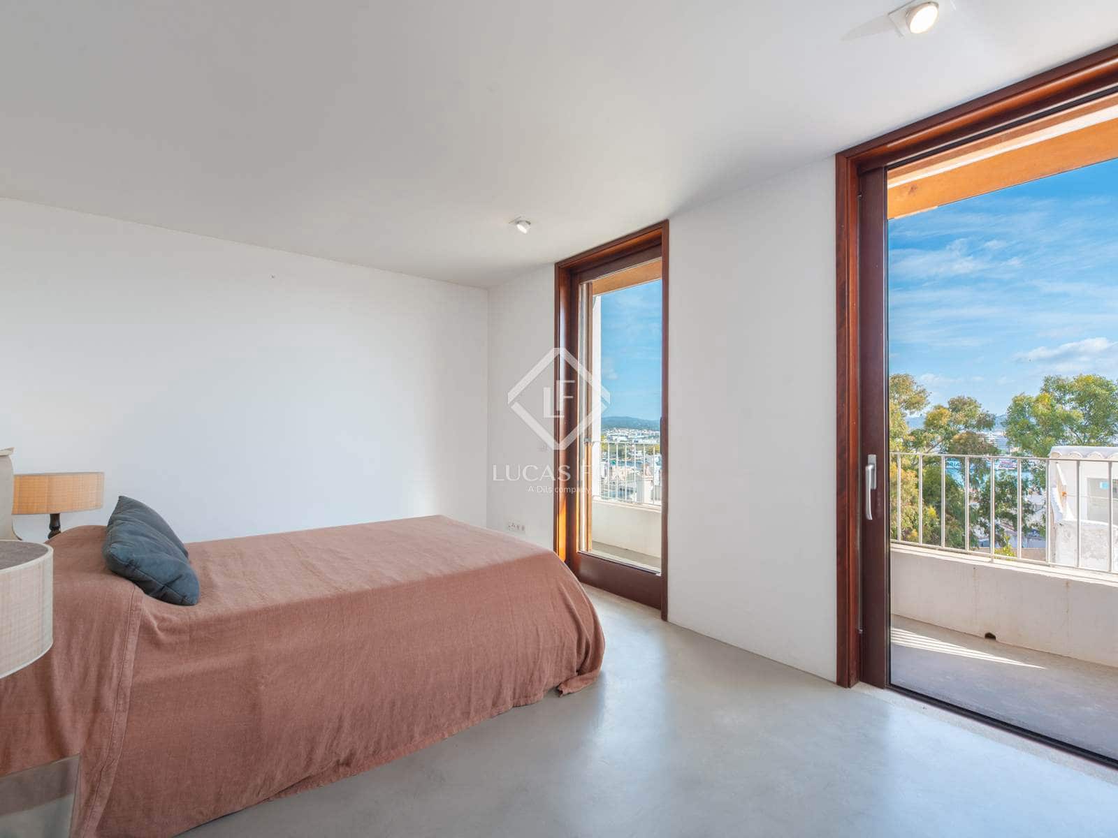 1 bedroom Villa for sale in Ibiza / Eivissa town - € 1,215,000 (Ref: 8982791)