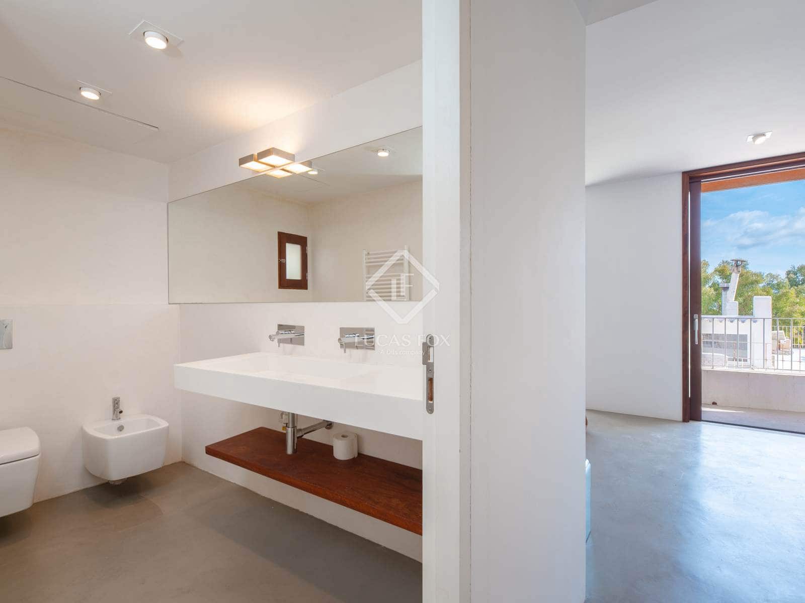 1 bedroom Villa for sale in Ibiza / Eivissa town - € 1,215,000 (Ref: 8982791)