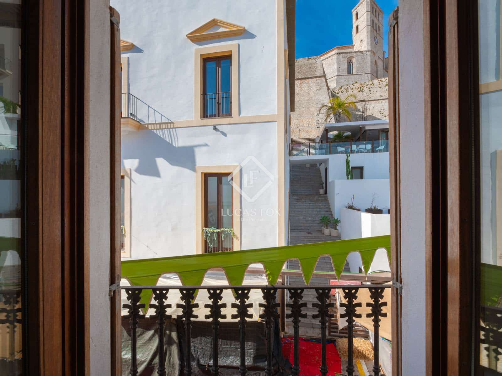 1 bedroom Villa for sale in Ibiza / Eivissa town - € 1,215,000 (Ref: 8982791)