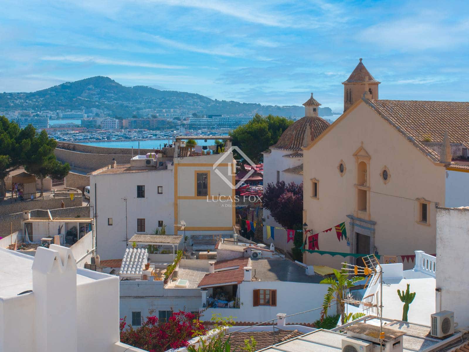 1 bedroom Villa for sale in Ibiza / Eivissa town - € 1,215,000 (Ref: 8982791)