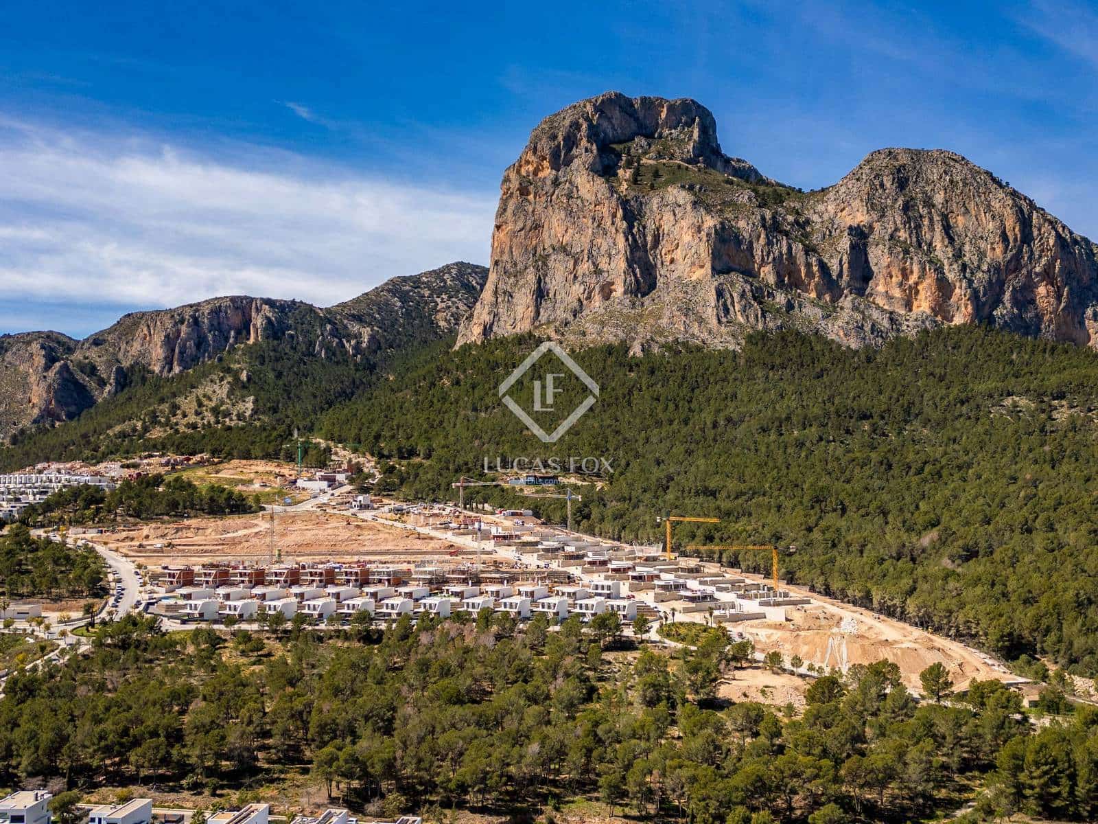 3 Zimmer Villa zu verkaufen in Polop mit Pool Garage - 560.000 € (Ref: 8983664)