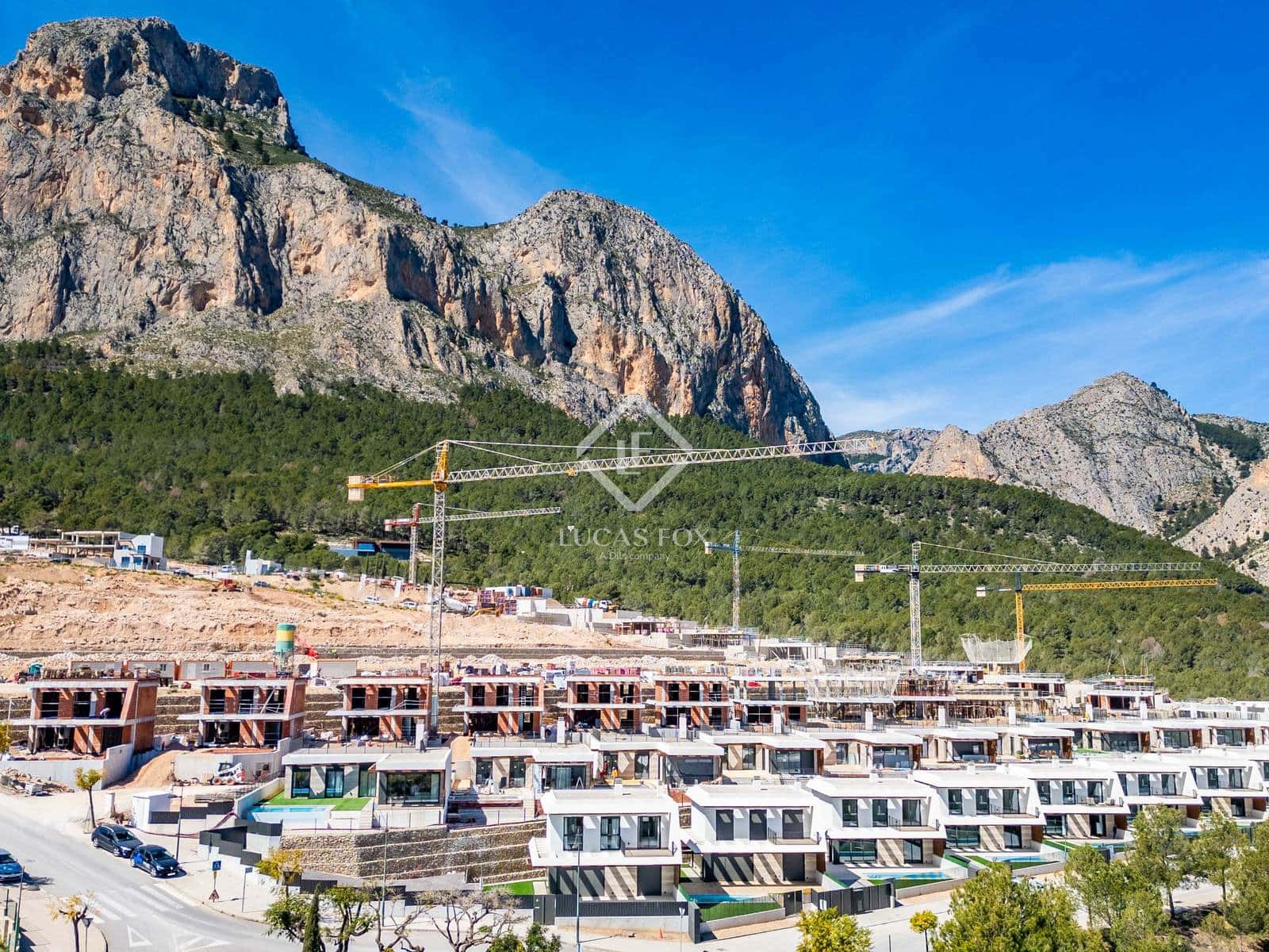 3 Zimmer Villa zu verkaufen in Polop mit Pool Garage - 560.000 € (Ref: 8983664)