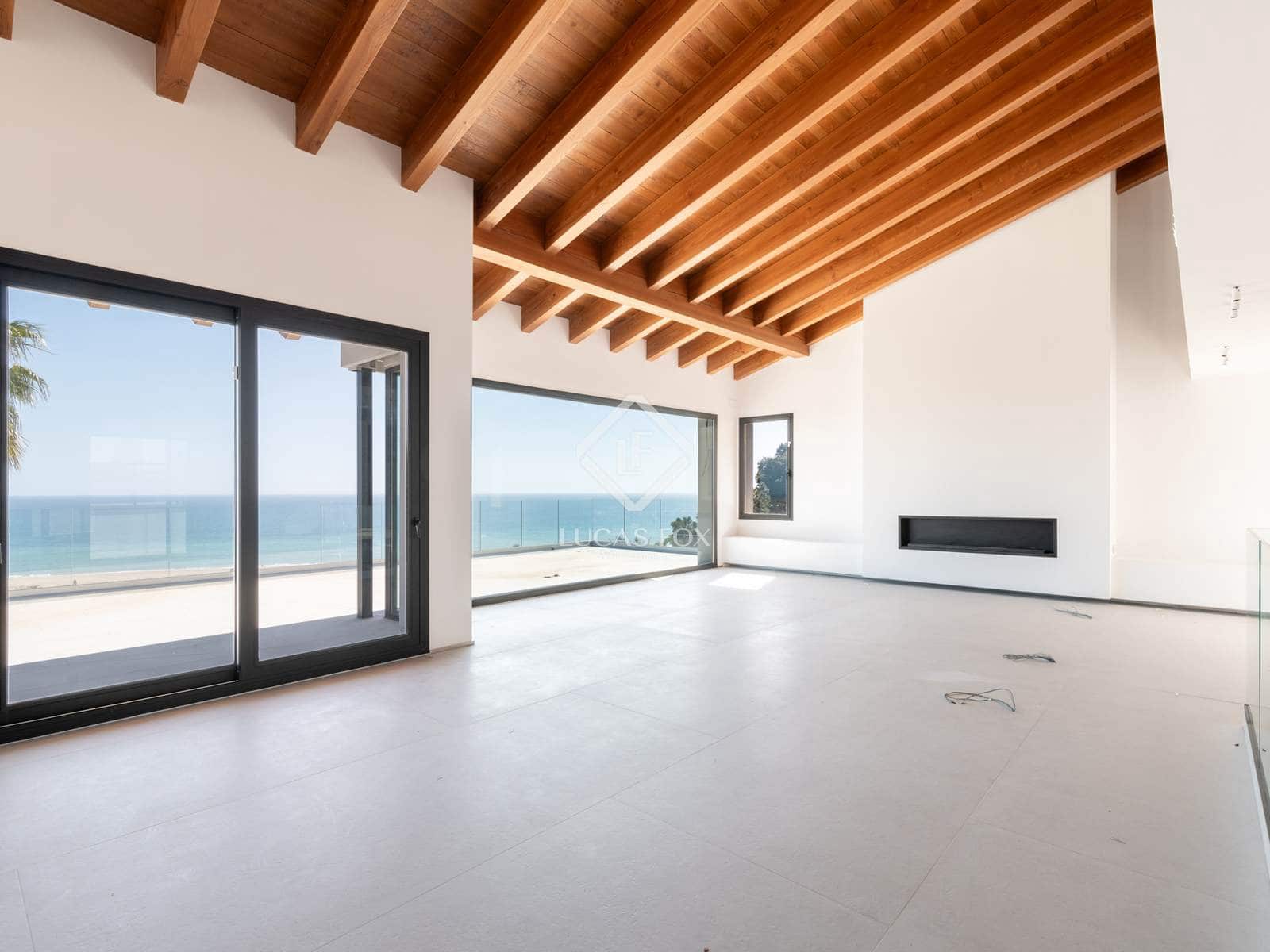 7 bedroom Villa for rent in Castelldefels with pool garage - € 30,000 (Ref: 8983668)