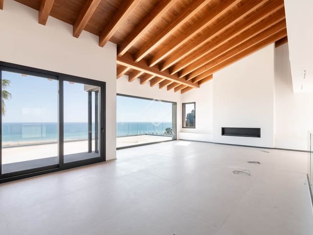 7 bedroom Villa for rent in Castelldefels with pool garage - € 30,000 (Ref: 8983668)