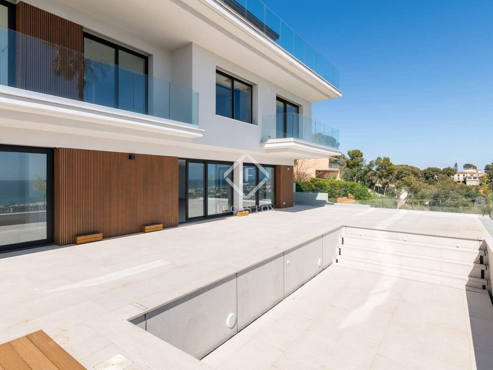 7 bedroom Villa for rent in Castelldefels with pool garage - € 30,000 (Ref: 8983668)