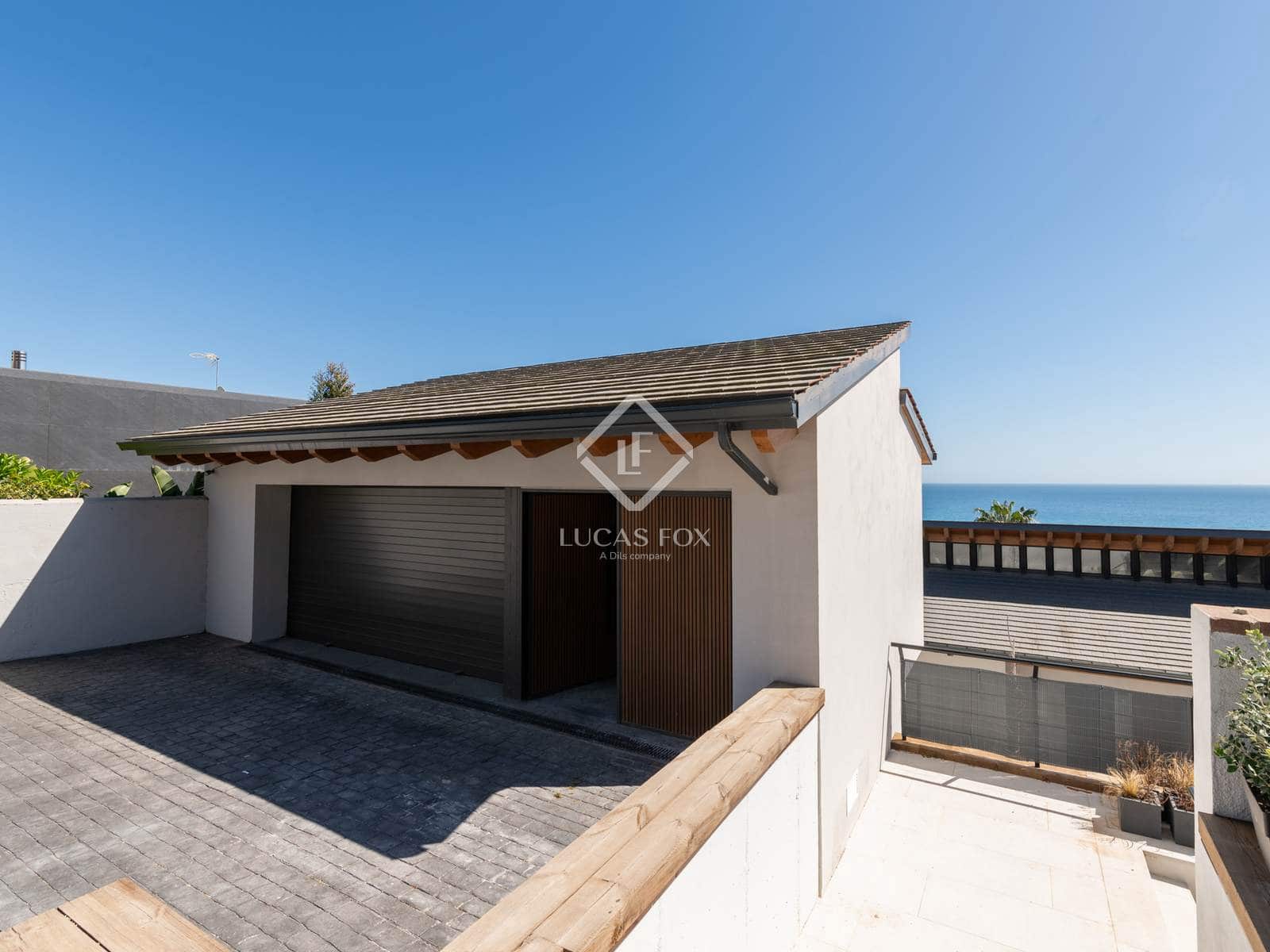 7 bedroom Villa for rent in Castelldefels with pool garage - € 30,000 (Ref: 8983668)