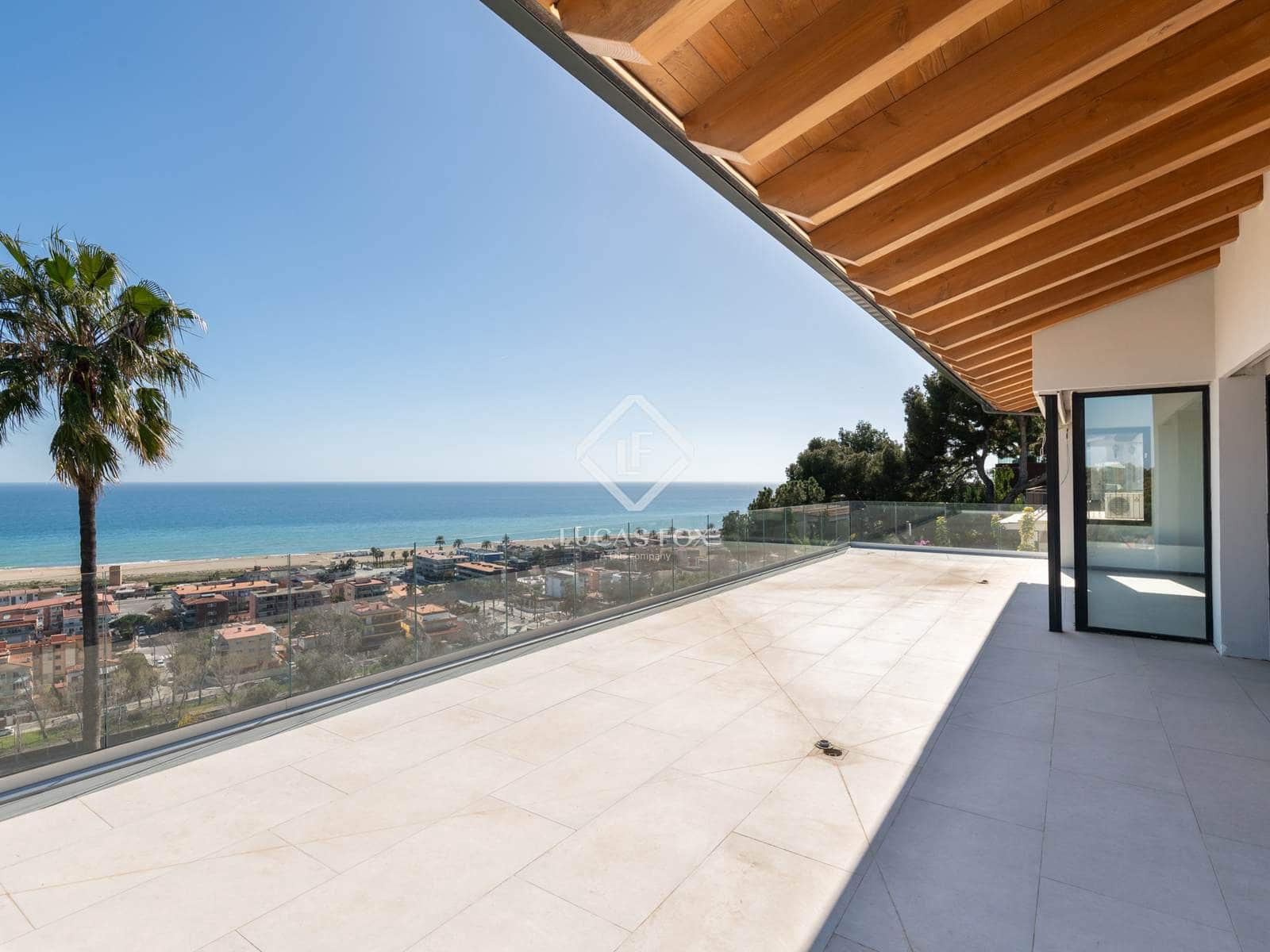 7 bedroom Villa for rent in Castelldefels with pool garage - € 30,000 (Ref: 8983668)