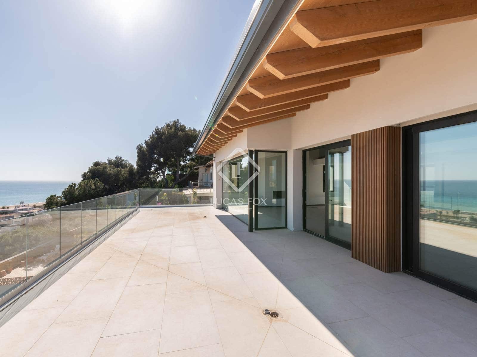 7 bedroom Villa for rent in Castelldefels with pool garage - € 30,000 (Ref: 8983668)