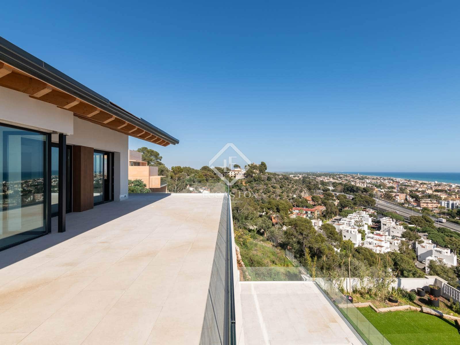 7 bedroom Villa for rent in Castelldefels with pool garage - € 30,000 (Ref: 8983668)