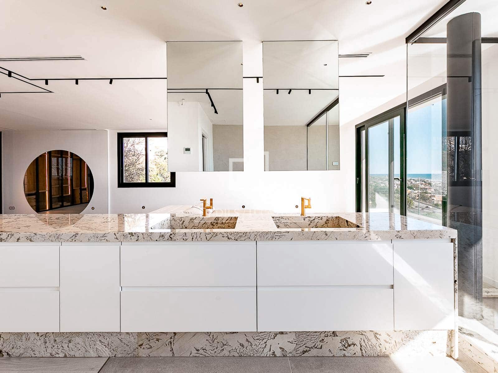 5 Zimmer Villa zu vermieten in Castelldefels mit Pool Garage - 20.000 € (Ref: 8983668)