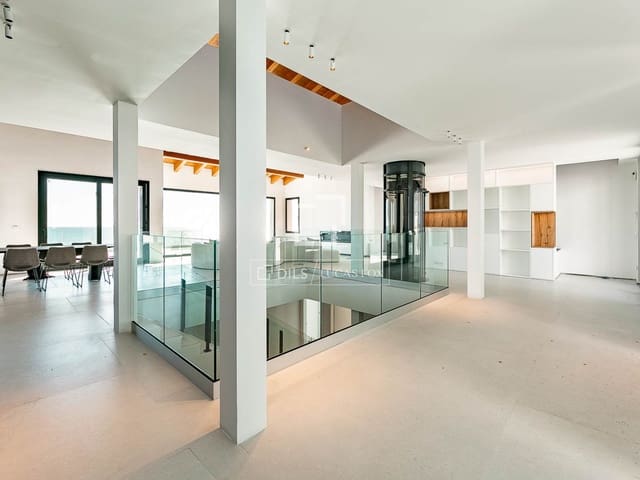 Villa/Maison de 5 chambres à louer à Castelldefels avec piscine garage - 20 000 € (Ref: 8983668)